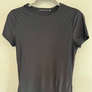 A&F - Soft Matte Seemless Stretch Fitted Shirt - M - New Never Worn - No Tags